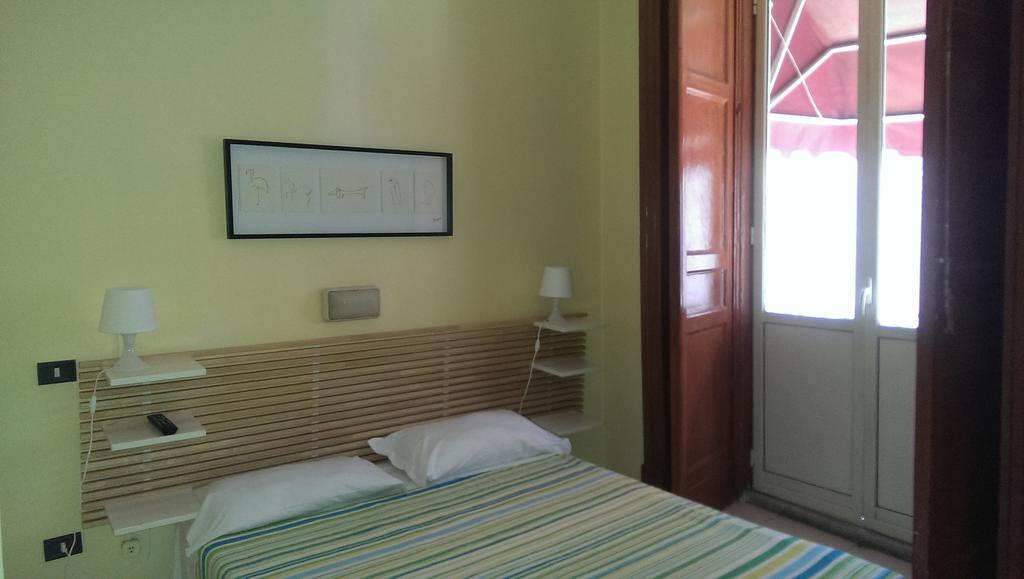 קטאניה Hotel Bellini חדר תמונה